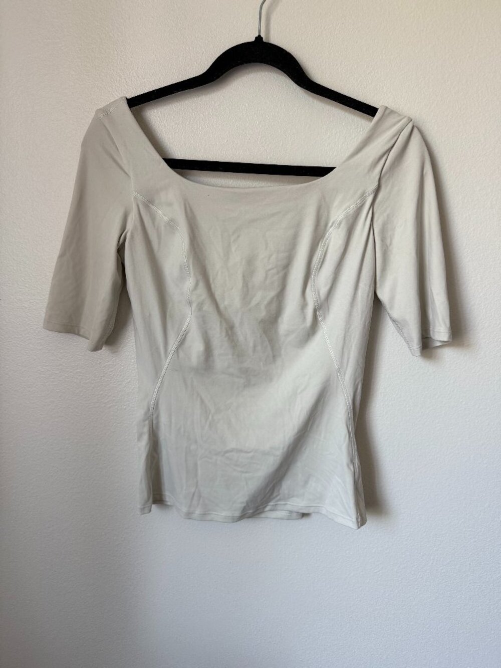 Lululemon Off White Half-Sleeve Close-to-Body Shelf T-Shirt 8